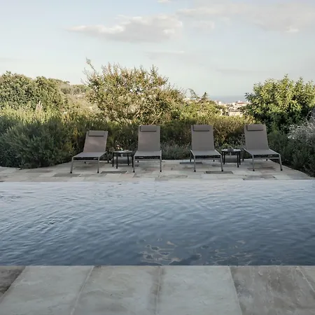 Casale Nostos Bed & Breakfast 4*